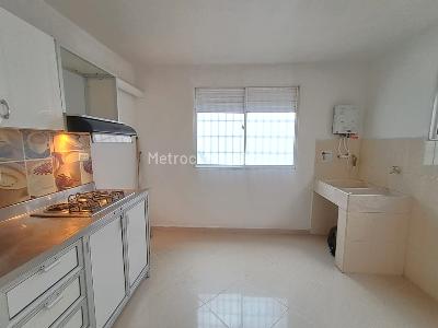 Apartamento en arriendo en Belen, Medellín · foto 13 de 17