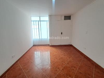 Apartamento de 3 alcobas en arriendo en Laureles, Medellín, 168 m² · foto 11 de 15