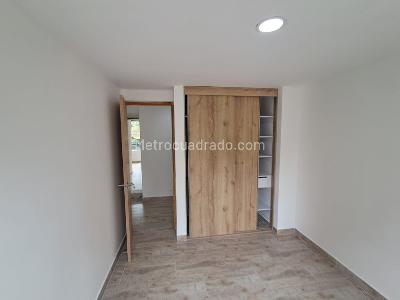 Apartamento de 3 alcobas en arriendo en Castropol, Medellín, 75 m² · foto 14 de 19