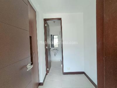 Apartamento de 3 alcobas en venta en El Poblado, Medellín, 163 m² · foto 7 de 20