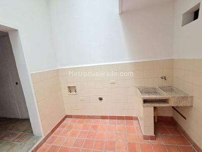 Casa en arriendo en El Poblado, Medellín · foto 5 de 20