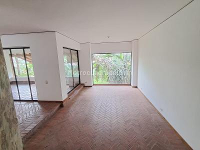 Casa en arriendo en El Poblado, Medellín · foto 9 de 20