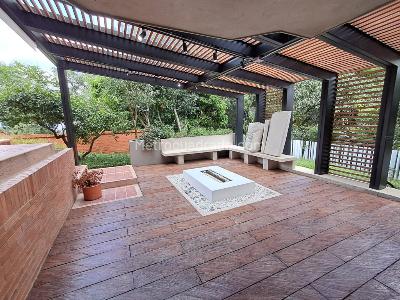 Apartamento de 5 alcobas en arriendo en El Poblado, Medellín, 300 m² · foto 3 de 20