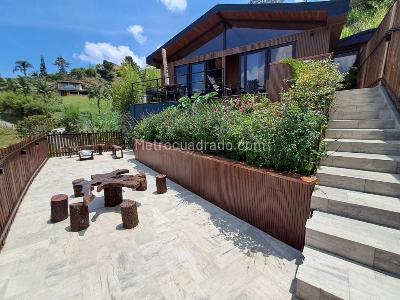 Casa de 3 alcobas en arriendo en Sabaneta, 120 m² · foto 2 de 14
