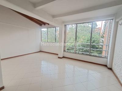 Apartamento de 4 alcobas en venta en Belen, Medellín, 92 m² · foto 2 de 20