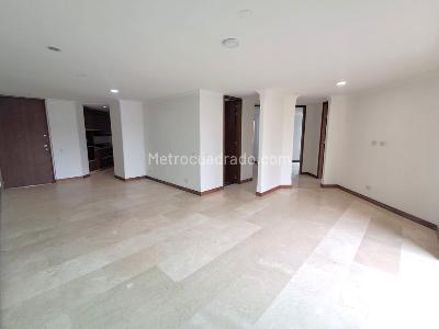 Apartamento de 3 alcobas en arriendo en Laureles, Medellín, 105 m² · foto 2 de 17