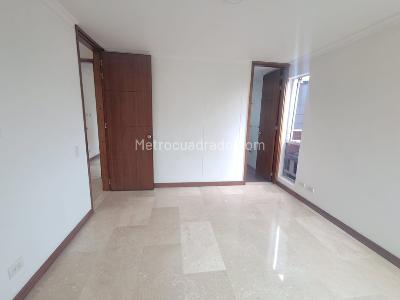 Apartamento de 3 alcobas en arriendo en Laureles, Medellín, 105 m² · foto 14 de 17