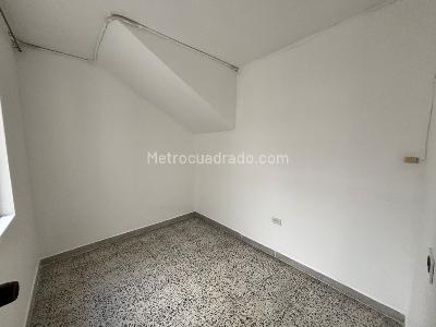 Casa de 5 alcobas en arriendo en Medellín, 300 m² · foto 6 de 20