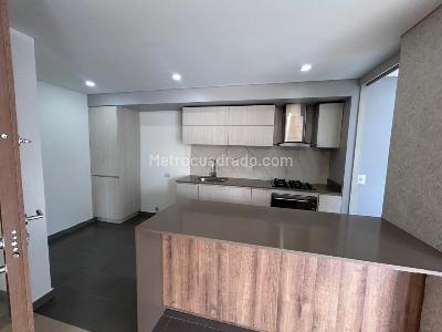 Apartamento de 3 alcobas en arriendo en Conquistadores, Medellín, 120 m² · foto 12 de 20