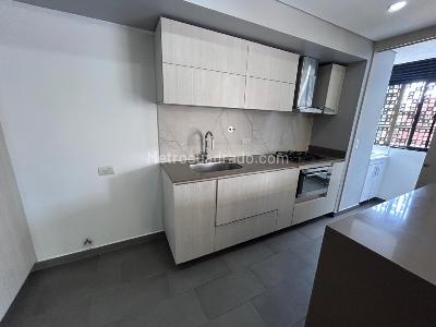 Apartamento de 3 alcobas en arriendo en Conquistadores, Medellín, 120 m² · foto 13 de 20