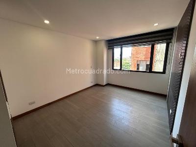 Apartamento de 3 alcobas en arriendo en Conquistadores, Medellín, 120 m² · foto 19 de 20
