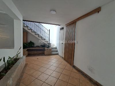 Casa de 4 alcobas en arriendo en Medellín, 283 m² · foto 10 de 19