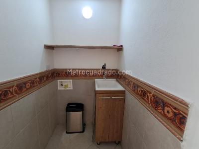 Casa de 4 alcobas en arriendo en Medellín, 283 m² · foto 12 de 19