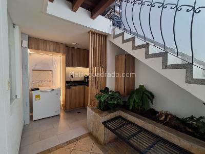 Casa de 4 alcobas en arriendo en Medellín, 283 m² · foto 13 de 19