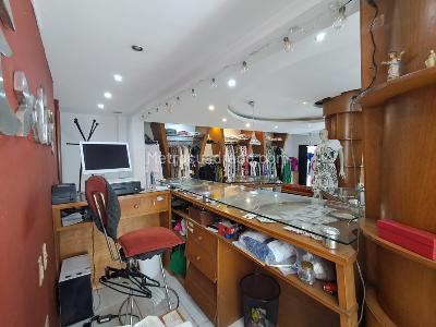 Casa de 4 alcobas en arriendo en Medellín, 283 m² · foto 3 de 19