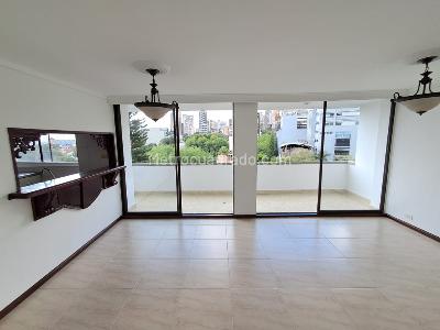 Apartamento de 3 alcobas en arriendo en El Poblado, Medellín, 105 m² · foto 3 de 19