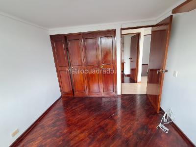Apartamento de 3 alcobas en arriendo en El Poblado, Medellín, 105 m² · foto 10 de 19
