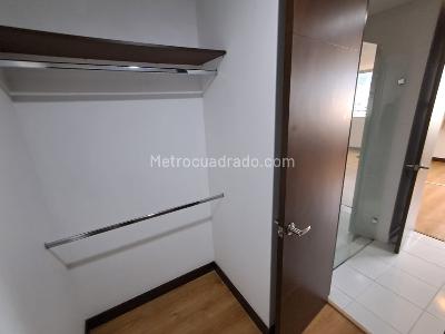 Apartamento de 1 alcoba en arriendo en El Poblado, Medellín, 64 m² · foto 10 de 12