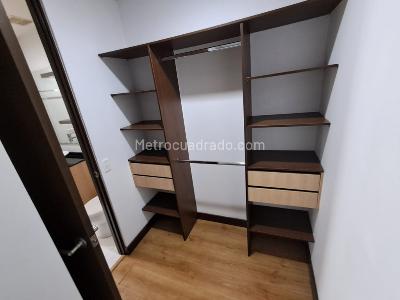 Apartamento de 1 alcoba en arriendo en El Poblado, Medellín, 64 m² · foto 9 de 12