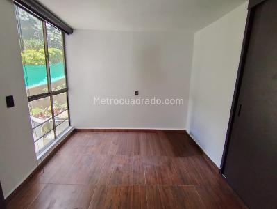 Apartamento en arriendo en Belen, Medellín · foto 3 de 10