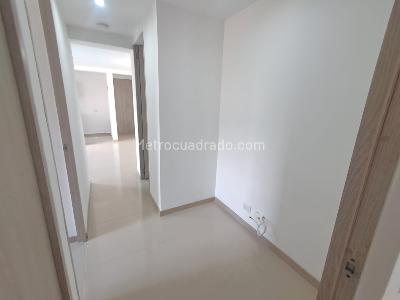 Apartamento de 3 alcobas en arriendo en San German, Medellín, 67 m² · foto 12 de 19