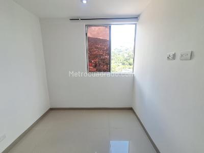 Apartamento de 3 alcobas en arriendo en San German, Medellín, 67 m² · foto 15 de 19