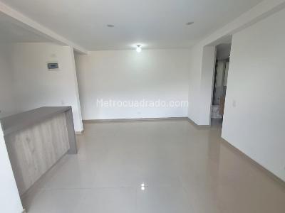 Apartamento de 3 alcobas en arriendo en San German, Medellín, 67 m² · foto 2 de 19