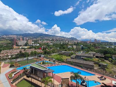 Apartamento de 3 alcobas en arriendo en San German, Medellín, 67 m² · foto 3 de 19
