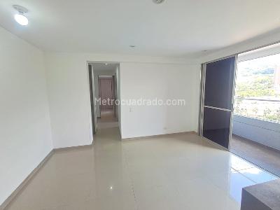 Apartamento de 3 alcobas en arriendo en San German, Medellín, 67 m² · foto 4 de 19