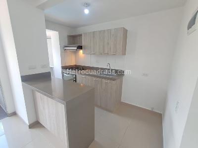 Apartamento de 3 alcobas en arriendo en San German, Medellín, 67 m² · foto 6 de 19