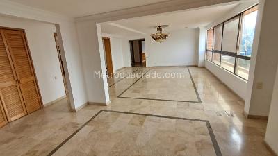 Apartamento de 3 alcobas en arriendo en Los Balsos, Medellín, 224 m² · foto 4 de 20
