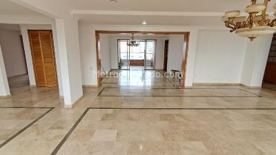 Apartamento de 3 alcobas en arriendo en Los Balsos, Medellín, 224 m² · foto 5 de 20