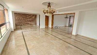 Apartamento de 3 alcobas en arriendo en Los Balsos, Medellín, 224 m² · foto 7 de 20