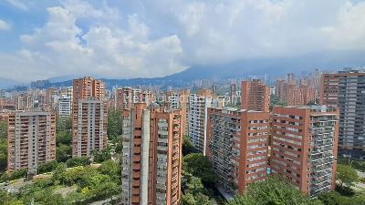 Apartamento de 3 alcobas en arriendo en Los Balsos, Medellín, 224 m² · foto 8 de 20