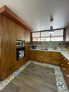 Casa de 2 alcobas en arriendo en El Tesoro, Medellín, 260 m² · foto 3 de 13