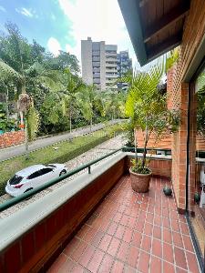 Casa de 2 alcobas en arriendo en El Tesoro, Medellín, 260 m² · foto 5 de 13