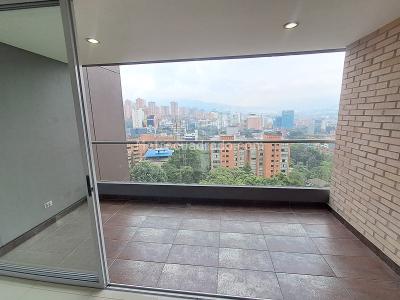 Apartamento de 3 alcobas en arriendo en Lalinde, Medellín, 130 m² · foto 10 de 20