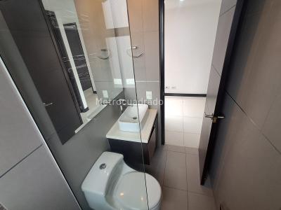 Apartamento de 3 alcobas en arriendo en Lalinde, Medellín, 130 m² · foto 17 de 20