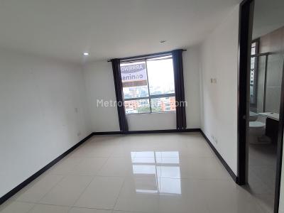 Apartamento de 3 alcobas en arriendo en Lalinde, Medellín, 130 m² · foto 20 de 20