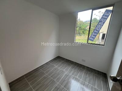 Apartamento de 2 alcobas en arriendo en San Antonio De Prado, Medellín, 44 m² · foto 12 de 16