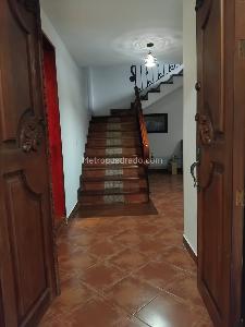 Casa de 5 alcobas en arriendo en Los Colegios, Rionegro, 1000 m² · foto 10 de 20