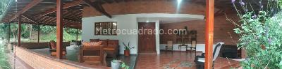 Casa de 5 alcobas en arriendo en Los Colegios, Rionegro, 1000 m² · foto 16 de 20