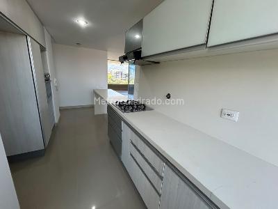 Apartamento de 3 alcobas en arriendo en Benedictinos, Envigado, 156 m² · foto 14 de 20