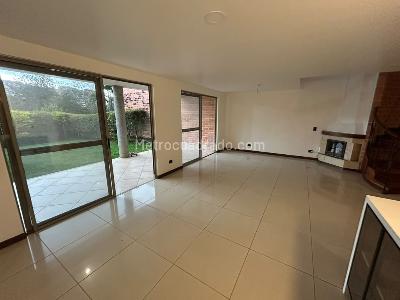 Casa de 3 alcobas en arriendo en San Sebastian, Envigado, 180 m² · foto 5 de 20