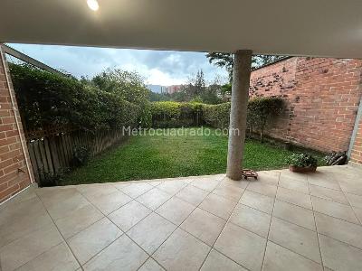 Casa de 3 alcobas en arriendo en San Sebastian, Envigado, 180 m² · foto 12 de 20