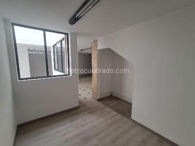 Casa de 4 alcobas en arriendo en Laureles, Medellín, 120 m² · foto 7 de 16