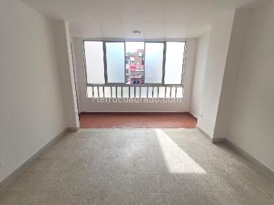 Apartamento de 3 alcobas en arriendo en Laureles, Medellín, 120 m² · foto 12 de 19