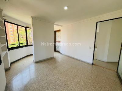Apartamento de 4 alcobas en arriendo en El Tesoro, Medellín, 137 m² · foto 17 de 20