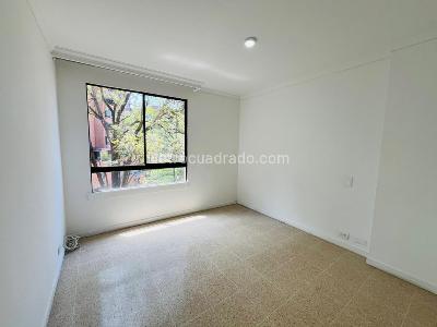 Apartamento de 4 alcobas en arriendo en El Tesoro, Medellín, 137 m² · foto 20 de 20