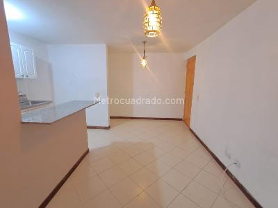 Apartamento de 2 alcobas en arriendo en La Almeria, Medellín, 48 m² · foto 11 de 13